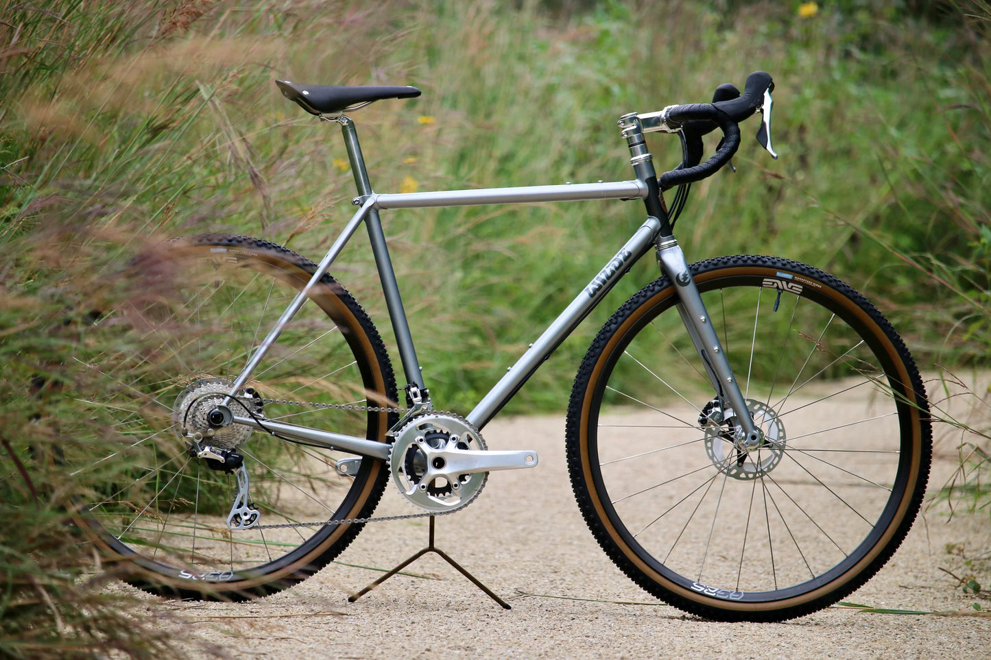 Wilde Earth Ship Lugged Frameset
